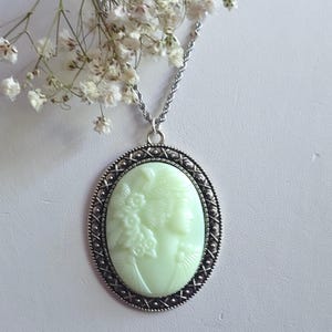Uranium Glass Cameo Pendant on Chain Silver Tone 21&#39;&#39; Art Deco Style Unique Jewelry Gift for Womne