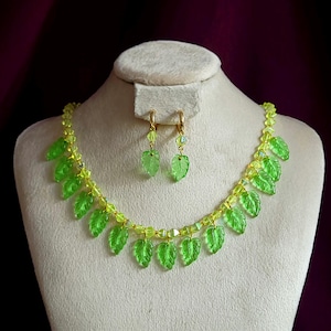 Vaseline Glass Jewelry Set Uranium Green Necklace and Earrings Czech Glass Beads Art Deco Style Gift for Women Vintage Style Gift for Her
