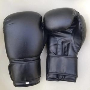 Custom Black Leather Boxing Gloves: Personalized Training, Sparring, Fighter Gift