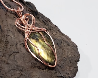 Labradorite Copper Wire Wrapped Pendant, Labradorite Natural Cabochon Pendant 9