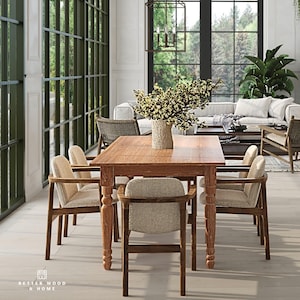 Handmade Reclaimed Wood Caramel Oak Farmhouse Dining Table: Seats 4-6