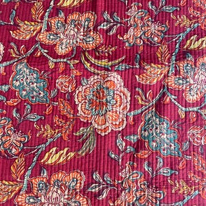 Cotton Fabric, Quilted Fabric, Per-quilted, Vintage Fabric, Indian Fabric, Flower Fabric, Tote Bag, Women Jacket, Placemats, Mother Gift, Home Decor, DIY Project, Sewing Material, Winter Fabric
