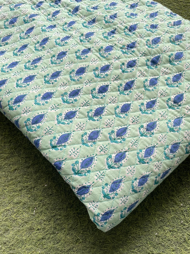 baby blanket fabric,diaper bag fabric,double side,fabric by the yard,fabric for jackets,natural colors,quilted cotton,soft quilted fabric,wadding fabric,warm winter fabric, Colorful Quilted,Floral Fabric,Quilted Fabric,Small Floral Fabric,Vintage Fabric,Fabric For Women