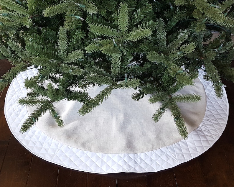 Personalized Christmas Tree Skirt. 54 White/Ivory Burlap Christmas Tree Skirt w/ White Quilted Trim. Personalized, Embroidered Tree Skirt. image 2