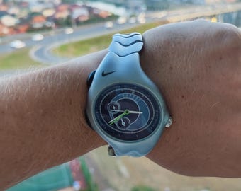 値下げ交渉可　NIKE 時計 新品 希少 オールスチール ナイキ トライアックス アーマード WR0073