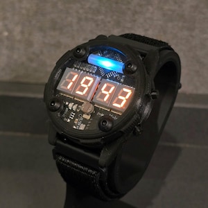 Metro Game Watch - Etsy