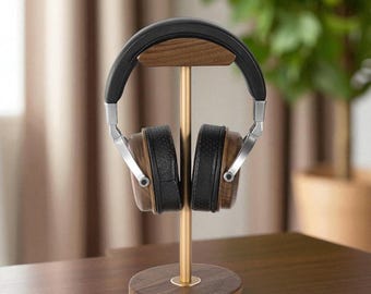 Soporte para auriculares de madera maciza de nogal con base de aluminio: soporte para auriculares de gaming, organizador de escritorio, expositor de auriculares, regalo ideal.