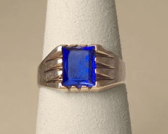 Vintage Bright Blue Spinel Solid 10k Gold Ring – Size 7, Groovy Casino Style - 2.86g