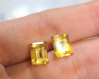 14K Solid Yellow Gold Emerald Cut Citrine Earrings 6x8mm Gemstone Studs 1.57g