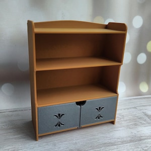 Puppenhaus Möbel. Schrank 1:12