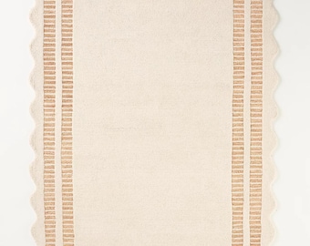 Hand Tufted Wool Rug, Scalloped Border, Modern Beige Cream Carpet