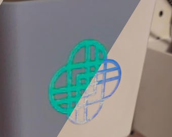 Pegatina holográfica que brilla en la oscuridad del logotipo de Kpop Demon Hunters Huntr/x (paquete de 2)