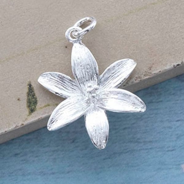 1 of 925 Sterling Silver Lily Flower Pendant 17mm. Polish Finished :th2391