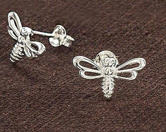 1 pair of 925 Sterling Silver Bee Stud  Earrings 8x13.5mm.  Polish finished   :er1155
