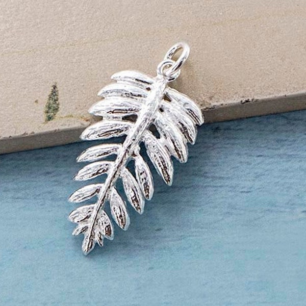 1 of 925 Sterling Silver Fern  Leaf  Pendant  14x25mm. ,Polished finish  :th2277