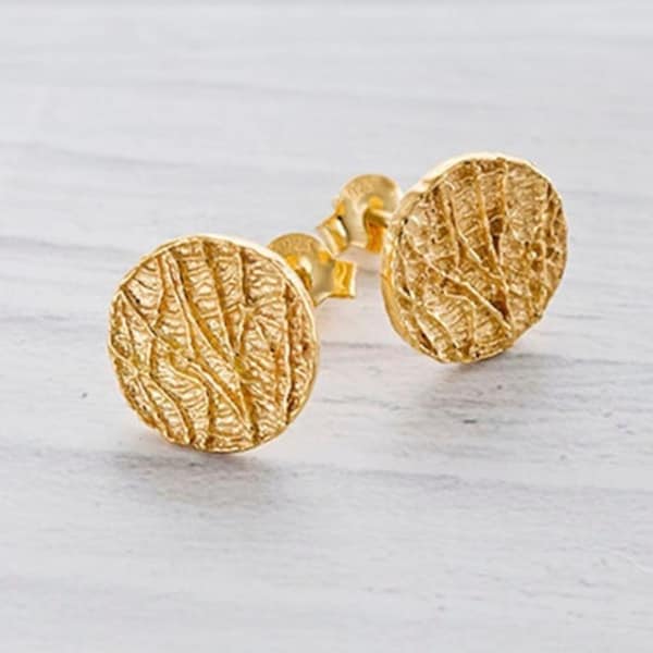 1 Pair of 925 Sterling Silver  Gold Vermeil Style Textured Circle Stud Earrings 11mm.  :vm0977