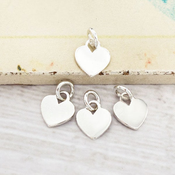 4 breloques coeur en argent sterling 925 7,5 x 8 mm. :th2260