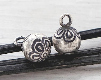 3KH-054 タイ・カレン族のシルバー2個入りファンシーラウンドボール