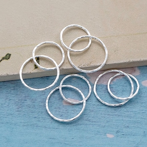高感度ショップで2023年売れたブランド 4 of 925 Sterling Silver Hammered Double Circle Rings Charms アクセサリー