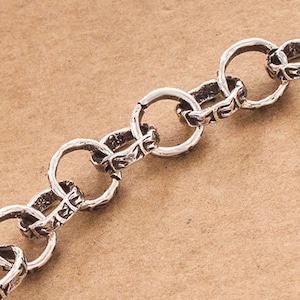 7 inches of Karen Hill Tribe Silver  Imprint Opened Link  Chain 8.5mm.  :ka4429