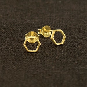 1 Pair of 925 Sterling Silver Gold Vermeil Style Tiny Hexagon Stud Earrings 6mm.   :vm1448
