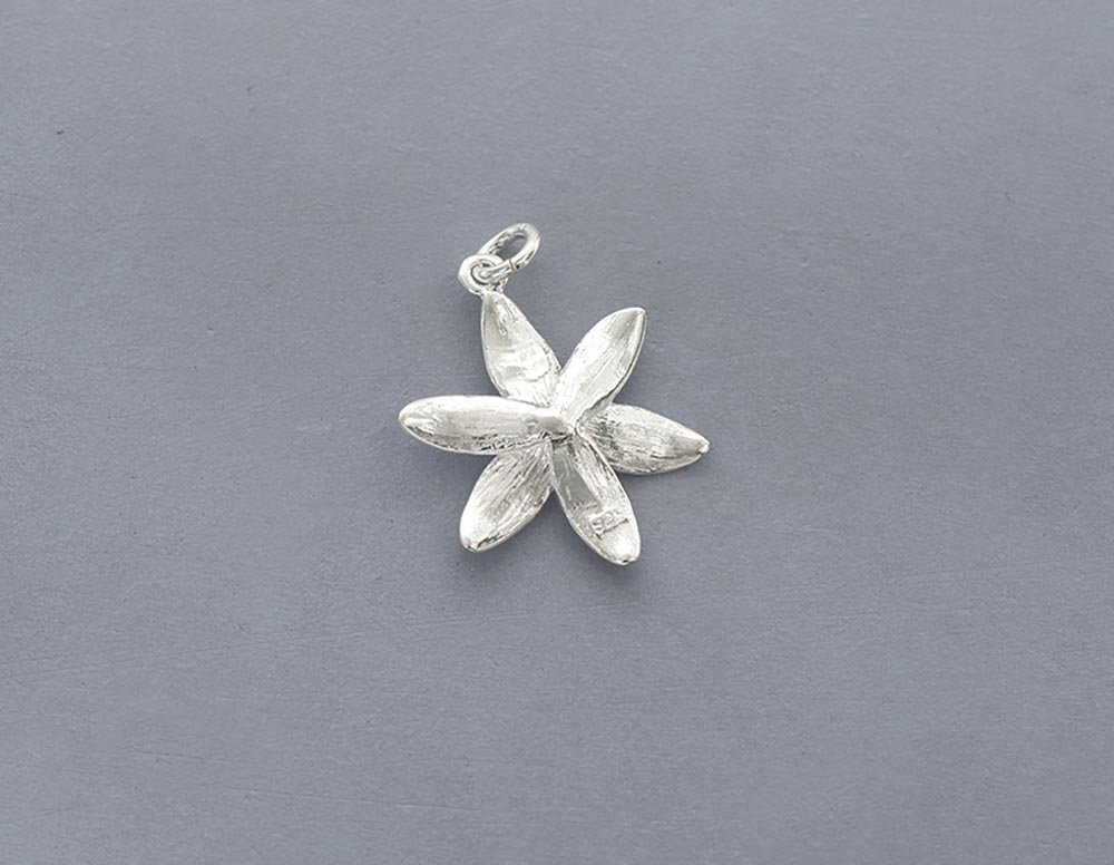 1 of 925 Sterling Silver Lily Flower Pendant 17mm. Polish