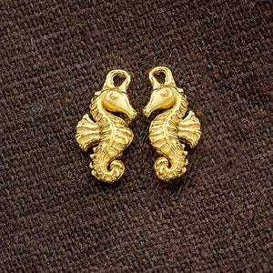 2 of 925 Sterling Silver Gold Vermeil Style Seahorse Charms 6x11.5mm.   :vm1313