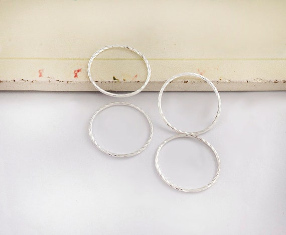 4 of 925 Sterling Silver Twisted Closed Circle Rings , Connectors