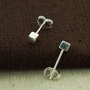 1 pair of 925 Sterling Silver Tiny Cube Stud Earrings 3mm, minimalist earrings  :er0970