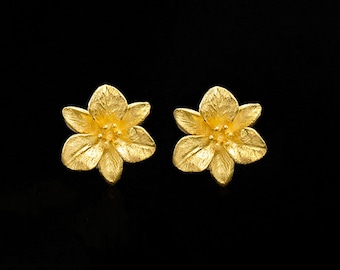 1 Pair of 925 Sterling Silver Gold Vermeil Style flower Stud Earrings 12 mm.   :vm1245