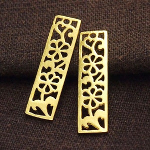 2 of 925 Sterling Silver Gold Vermeil Style Cut out Flower in  Rectangle Charms 7x26 mm :vm0592