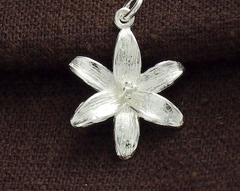 1 of 925 Sterling Silver Lily Flower Pendant 17mm. Polish Finished :th2391