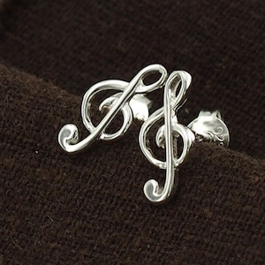 1 pair of 925 Sterling Silver Treble Clef Stud Earrings 5x12mm., Polish finish :er0918