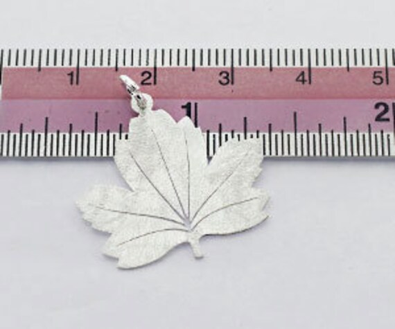Pendentif Feuille D'érable Argent 925 Avec Rubis - Occasion Bel état, Pierre Rouge