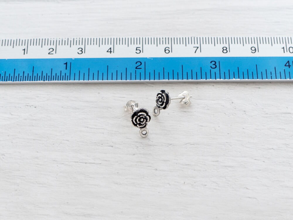 2 Paia Di Orecchini A Perno In Argento 925 A Forma Di Fiore - Piccoli, Colorati E Ipoallergenici - 6mm
