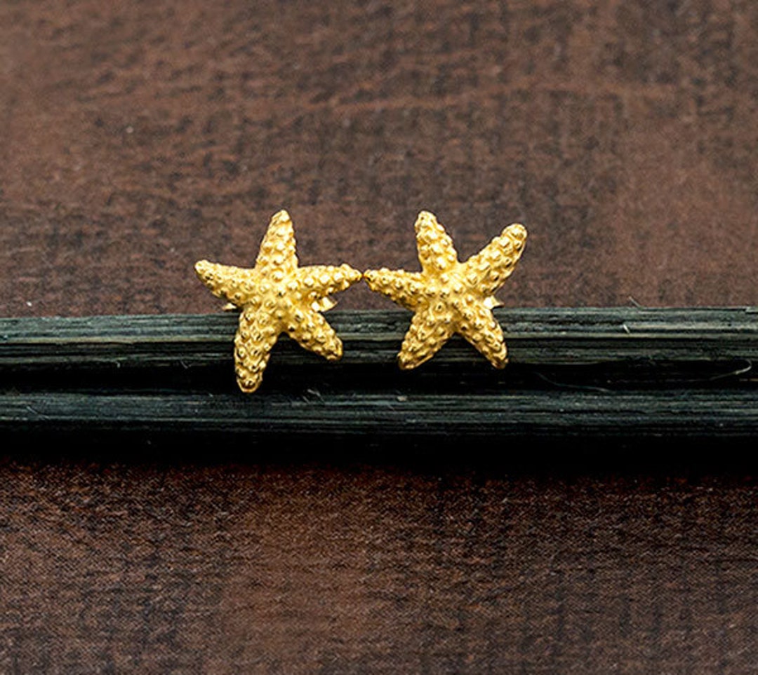 1 Pair of 925 Sterling Silver Gold Vermeil Style Starfish Stud - Etsy