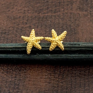 1 Pair of 925 Sterling Silver Gold Vermeil Style Starfish Stud  Earrings 9x10mm.  :vm1315