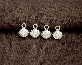 4 of 925 Sterling Silver Scallop Shell Charms 6x7mm. Small Charms   :th2719