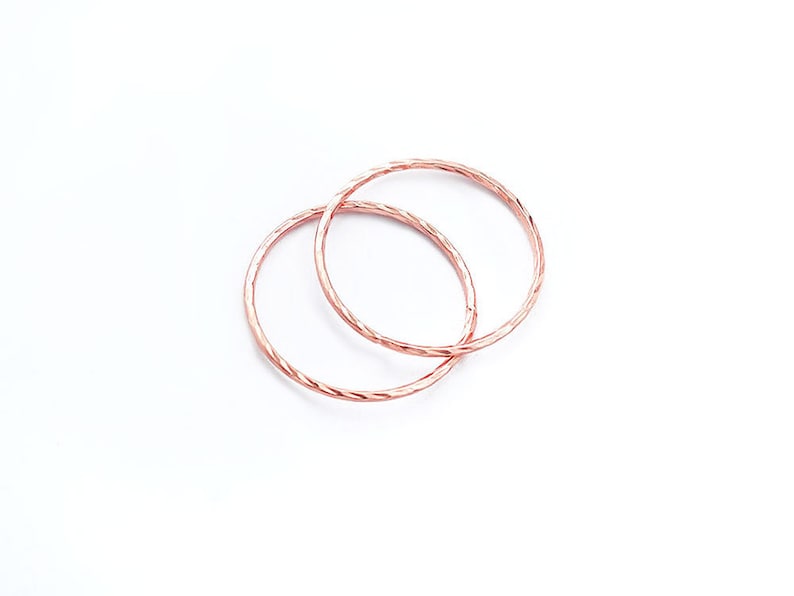 2 of 925 Sterling Silver Rose Gold Vermeil Style Twisted Closed Circle Rings pg1079 Connectors 20x1mm