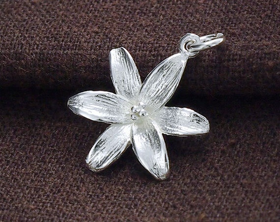 Hung Lily Stud : (White CZ)｜ハングド・リリー・ピアス