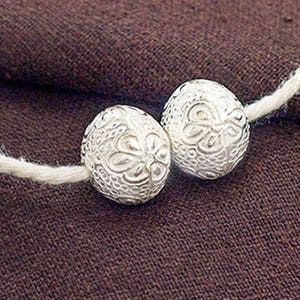2 Stück Karen Hill Tribe Silber Gedruckte Kugel Perlen 12x14 mm.  :ka4273