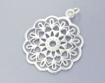 1 of 925 Sterling Silver Filigree Disc Pendant 23mm. Polish Finish :th2335