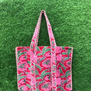 Floral Print Velvet Quilted Tote Bag: Handcrafted Travel Shoulder Bag