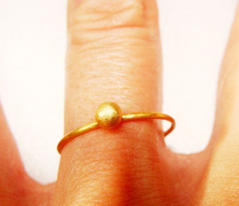 Ring from Peruvian fairmined Gold 750 quot;venusquot; Ring from Peruvian fairmined Gold 750 quot;venusquot;