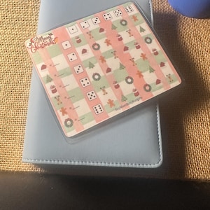 Christmas Time Roll & Save Savings Challenge | Kies je eigen bedrag | Vakantiebudget-tracker | Spel geldvulling | Feestelijke spaarkaart