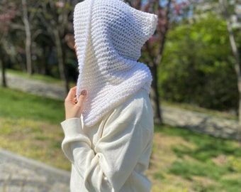 White handKnitted Hooded Hat,chunky Pixie Hat,Chunky Hood Cowl,Super Soft Knitted Hood Cowl ,Woman Chunky Hood  white hooded hat scarf