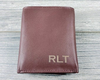 Set of 2 Personalized Men's Leather Wallet - RFID Protection -Monogrammed Leather Wallet - Bifold Wallet - Trifold Wallet - Groomsmen Gifts