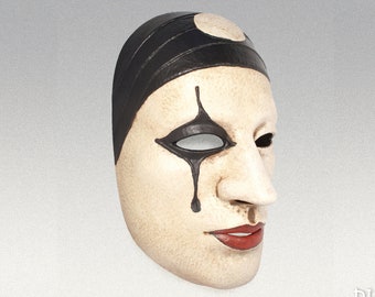 Pierrot the Moon Mask