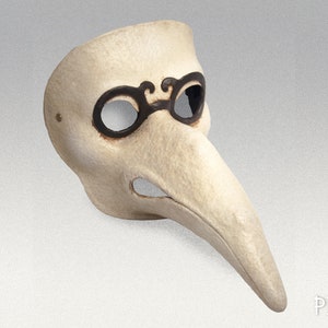 Hook-Nosed Plague Doctor Mask image 3