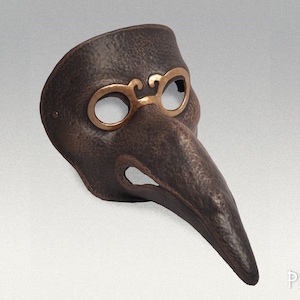 Hook-Nosed Plague Doctor Mask image 1